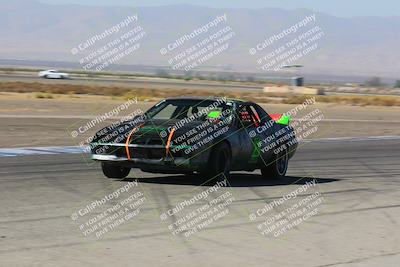 media/Oct-01-2022-24 Hours of Lemons (Sat) [[0fb1f7cfb1]]/10am (Front Straight)/